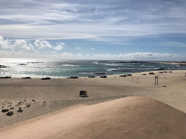 Apartamento La Concha Seaview Direct At The Beach & Sea El Cotillo  Экстерьер фото